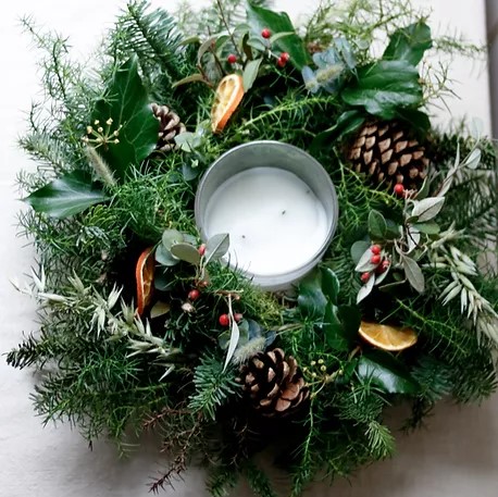 Winter Table Centre Making with Frances & Rose in Derbyshire