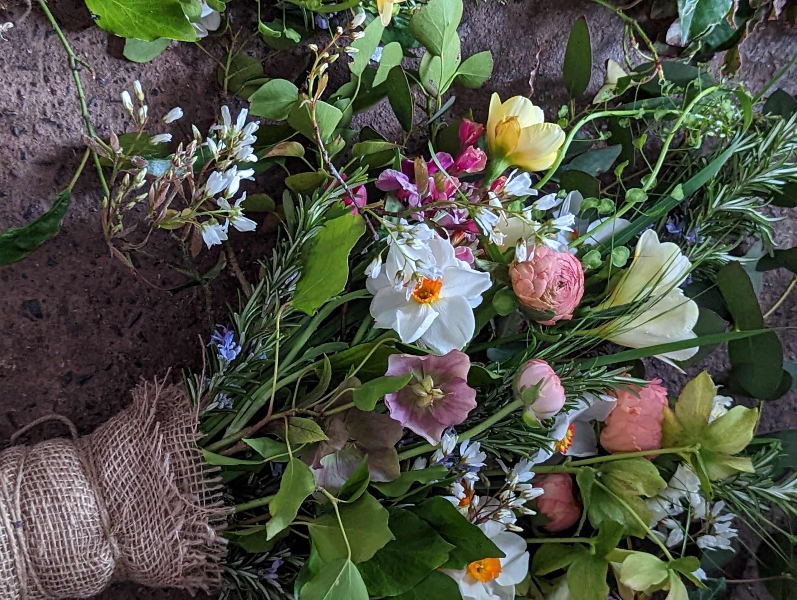 Funeral Sheaf Workshop with Toria Britten of Wildly Beautiful Flowers Somerset