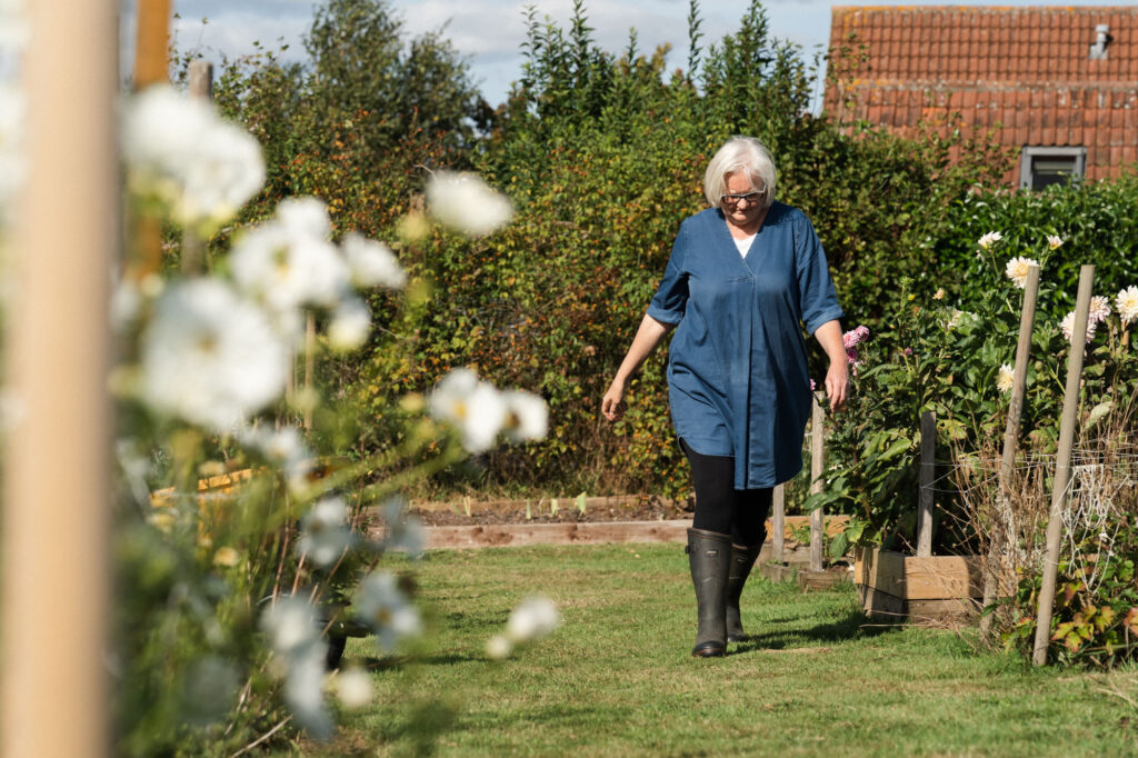 British Flowers Week From Garden To Home With Sarah Wilson of Compton Garden Flowers with The Bath Flower School